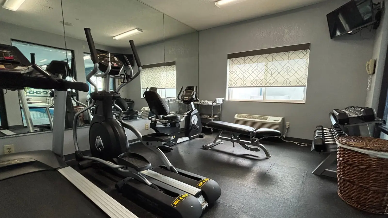 Intelligently Designed Fitness Center Intelligently Designed Fitness Center